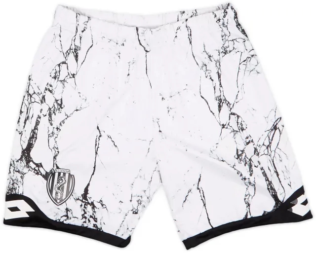 Lotto 2015-16 Cesena Home Shorts - 5/10 - (S)