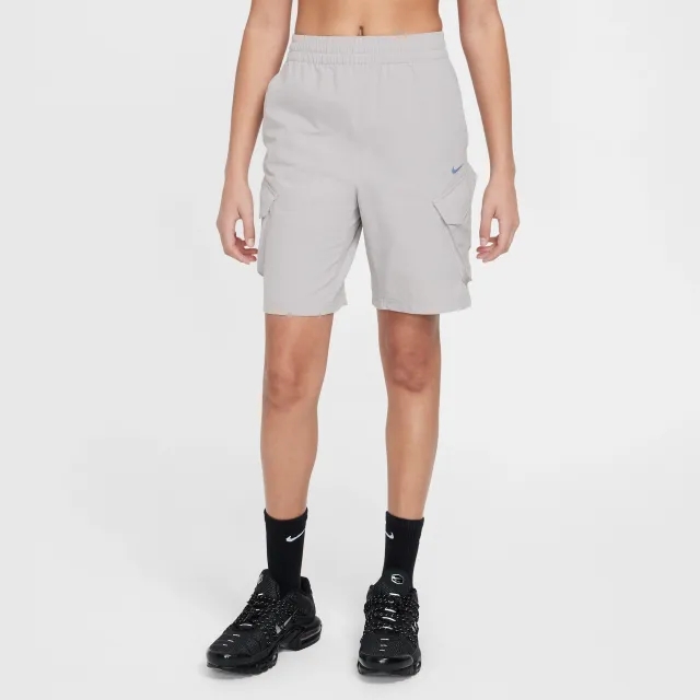 Nike Sportswear City Utility Older Kids' Cargo Shorts - Grey - Nylon/Elastane
