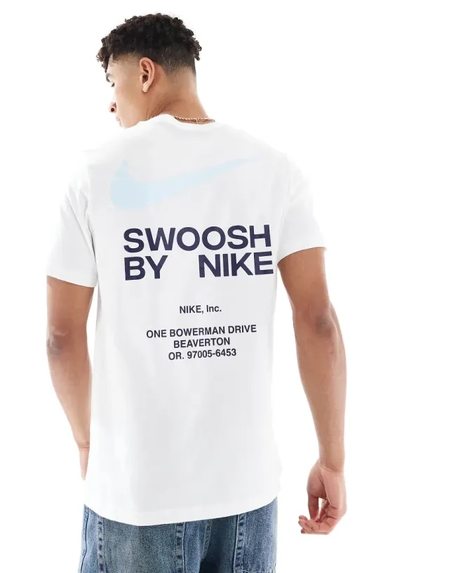 Nike Swoosh T-Shirt - White - Mens