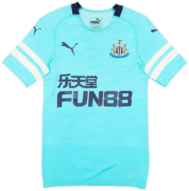 Puma 2018-19 Newcastle Authentic Third Shirt - 7/10 - (S)