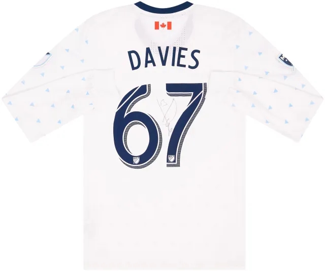 adidas 2017 Vancouver Whitecaps Match Issue Signed Home L/S Shirt Davis #67