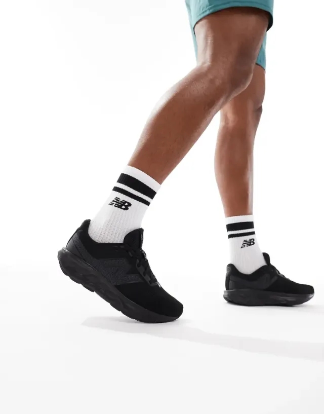 New Balance Fresh Foam 520 V9 Trainers