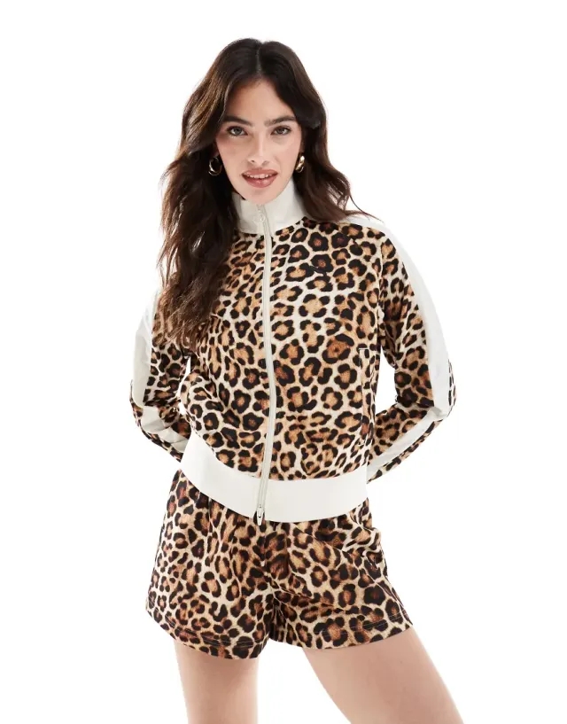 PUMA T7 Leo Luxe All-Over Print Short Track Jacket Women, Alpine Snow