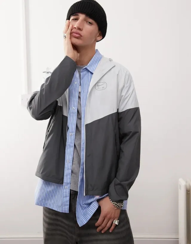 Nike Swoosh Men Track Tops - Grey