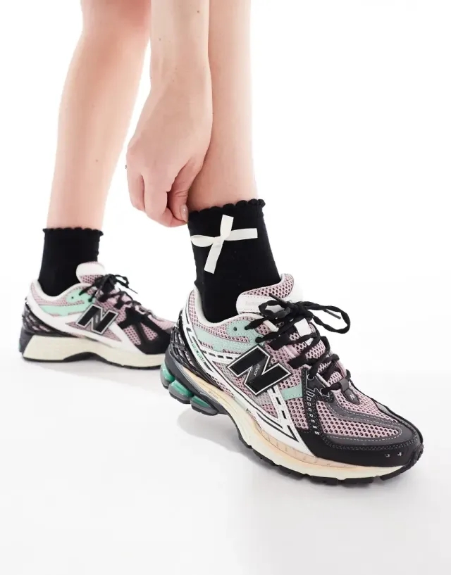 New Balance 1906U Women's, Pink