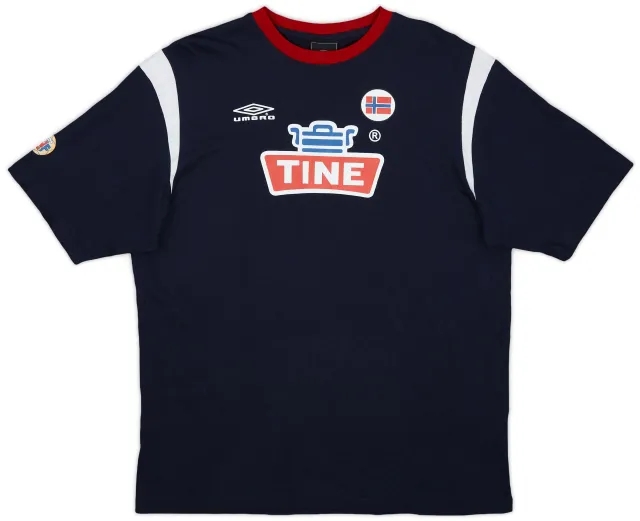 2000s Norway Umbro 'Football Skole' Cotton Tee - 9/10 - (L)