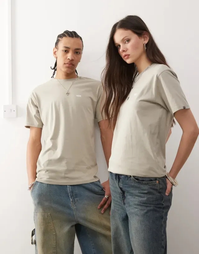 Vans Left Chest Logo Regular Fit T-Shirt In Grey