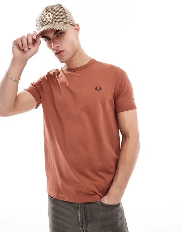 Fred Perry Ringer T-Shirt In Light Brown