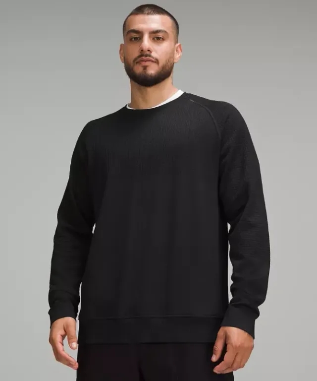lululemon IE lululemon – Men's Engineered Warmth Long-Sleeve Crew Sweatshirt – Color Black – Size 2XL