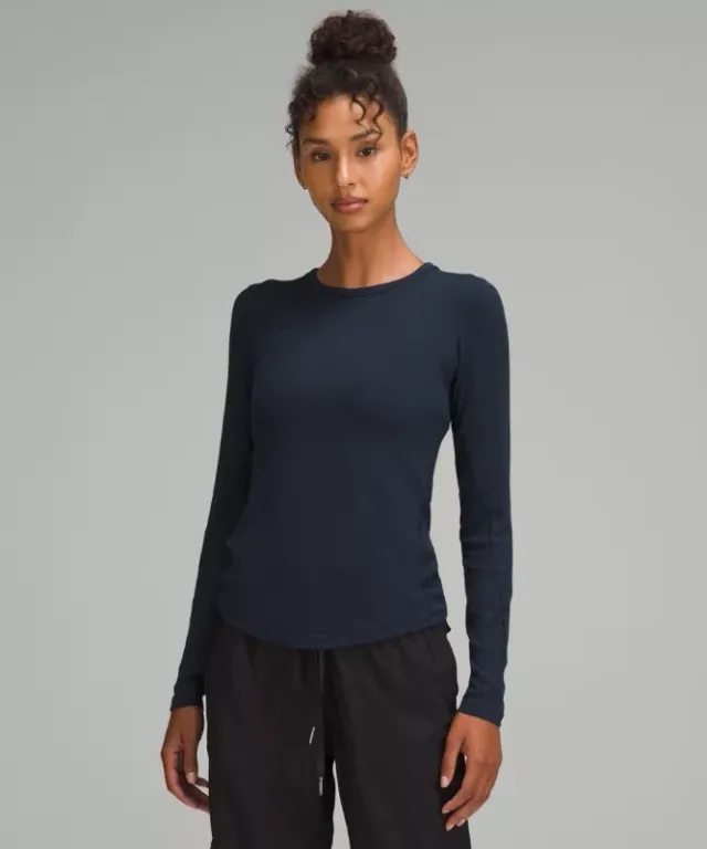 lululemon IE lululemon – Women's Hold Tight Long-Sleeve Shirt – Color Blue – Size 8