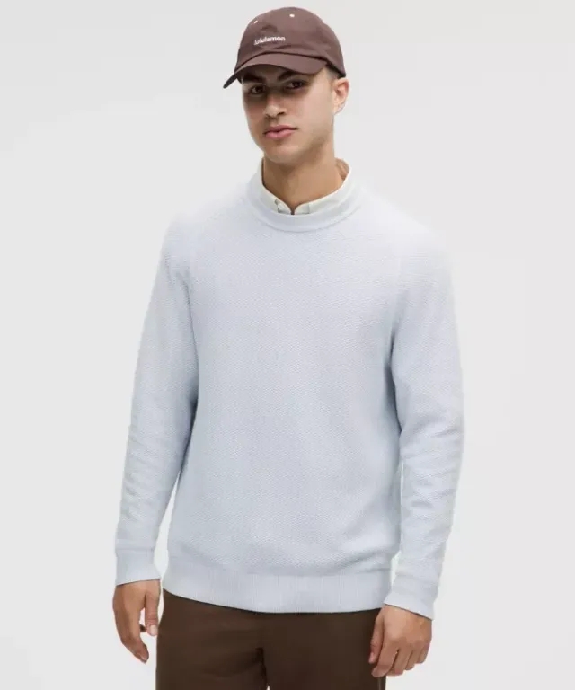 lululemon IE lululemon – Men's Textured Knit Crewneck Sweater – Color Blue – Size 2XL