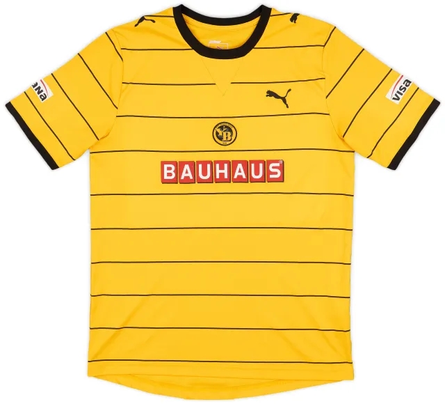 Puma 2011-12 Young Boys Signed Home Shirt - 8/10 - (XL.Boys)