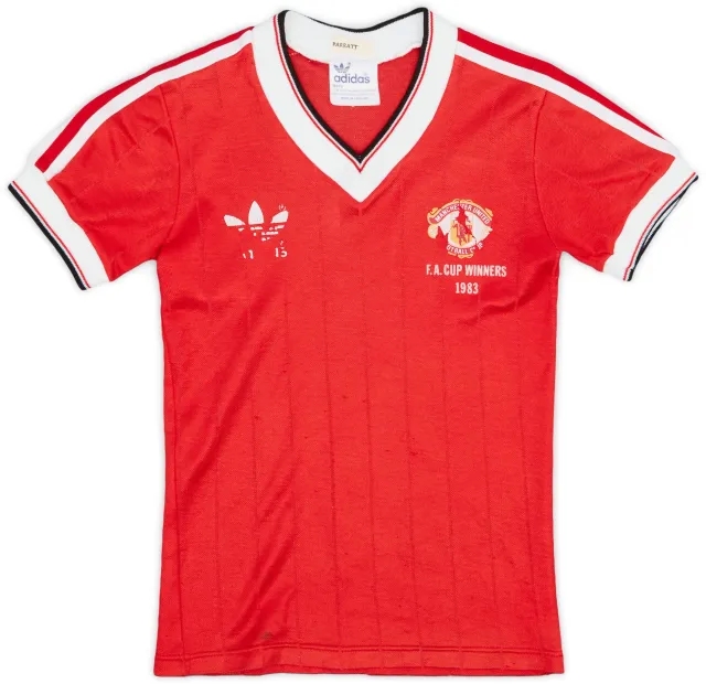 adidas 1983 Manchester United 'FA Cup Winners' Home Shirt - 4/10 - (S.Boys)
