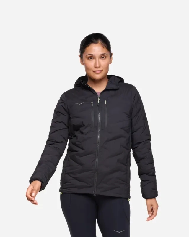 Hoka One One HOKA Women's SkyFill Outdoor Jacket in Black