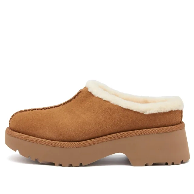 UGG Women's New Heights Cozy Clog Chestnut