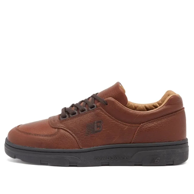 New Balance Men's Allerdale Sneaker Brown