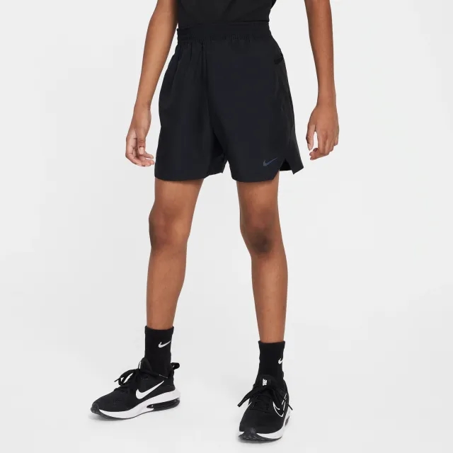 Nike Multi Tech Older Kids' Dri-FIT Woven Shorts - Black - Polyester