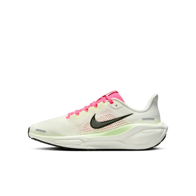 Nike Pegasus 41 Older Kids' Road Running Shoes - White