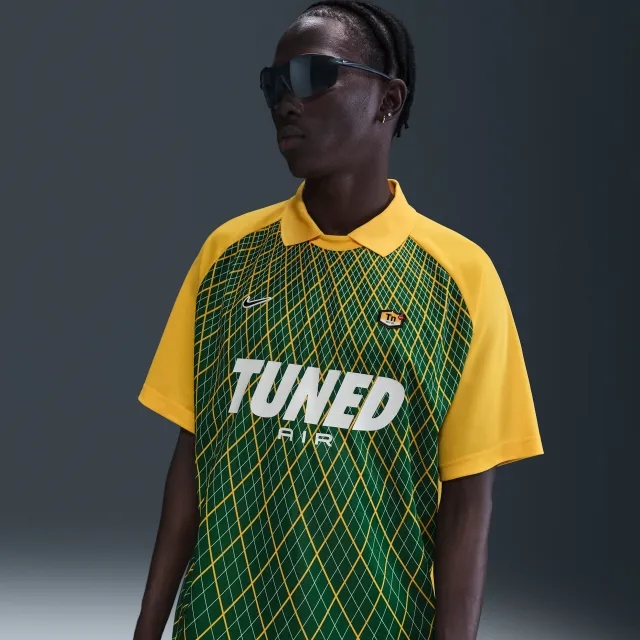 Nike Sportswear Men's Football Shirt - Yellow - Polyester