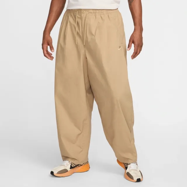 Nike Club Men's Balloon Trousers - Brown