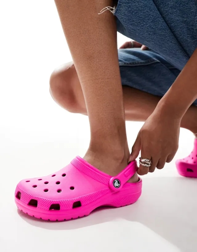 Crocs | Unisex | Classic | Clogs | Pink Crush | W9/M8