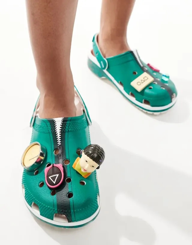 Crocs | Unisex | Squid Game Classic | Clogs | Multi | W4/M3