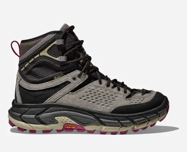 Hoka One One HOKA Elite Terrain System Tor Ultra Hi Hiking Shoes in Black/Magnetite