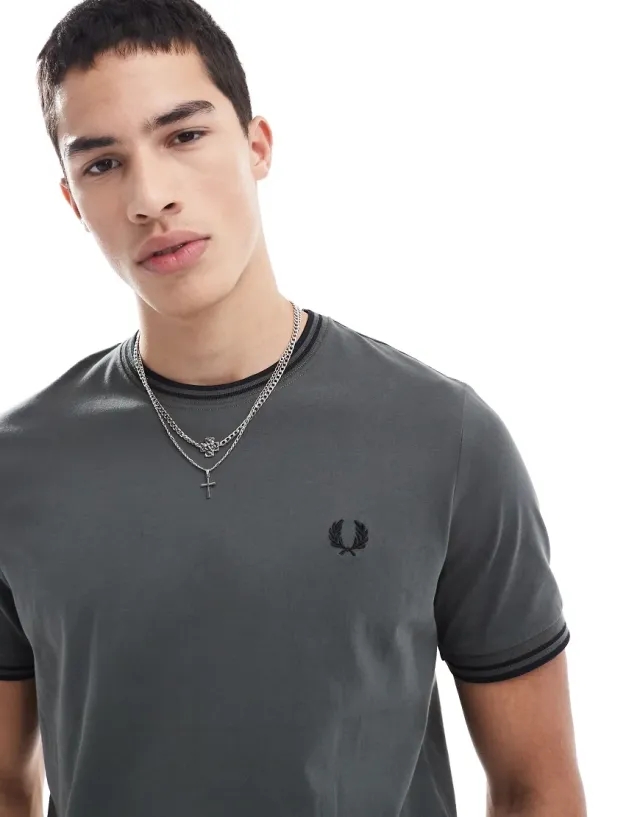 Fred Perry Twin Tipped T-Shirt - Field Green