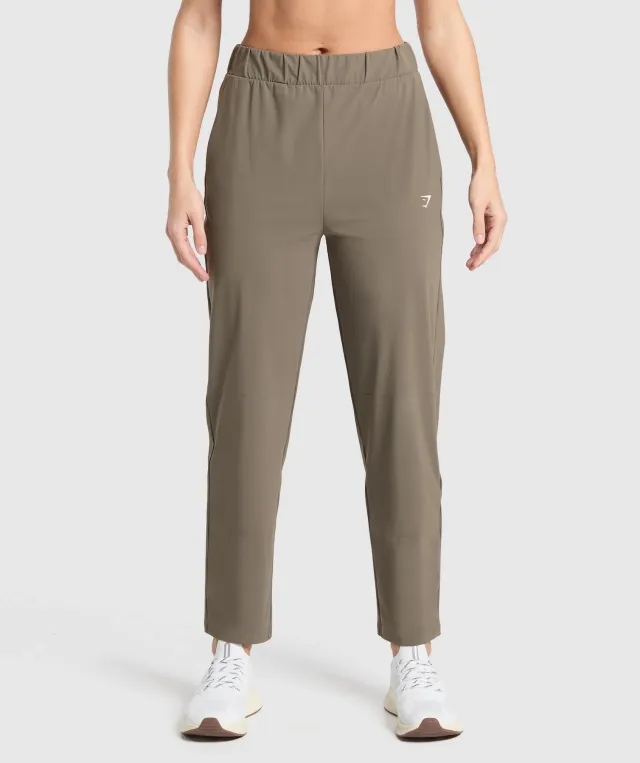 Gymshark Tapered Woven Pants - Camo Brown