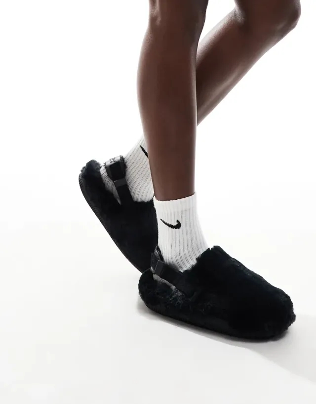 Nike Calm Women Flip-Flops and Sandals - Black