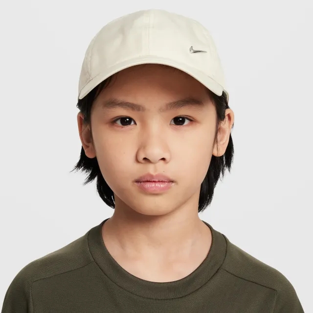 Nike Dri-FIT Club Kids' Unstructured Metal Swoosh Cap - Brown - Polyester