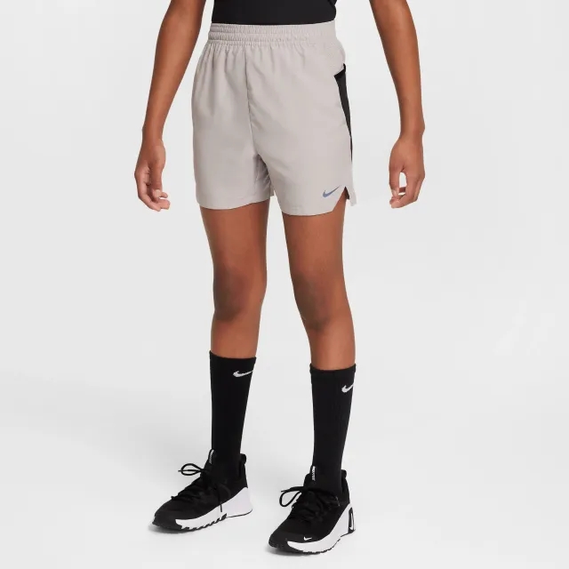 Nike Multi Tech Older Kids' Dri-FIT Woven Shorts - Grey - Polyester