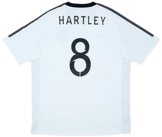 2010-11 Aberdeen Away Shirt Hartley #8 - 9/10 - (L)