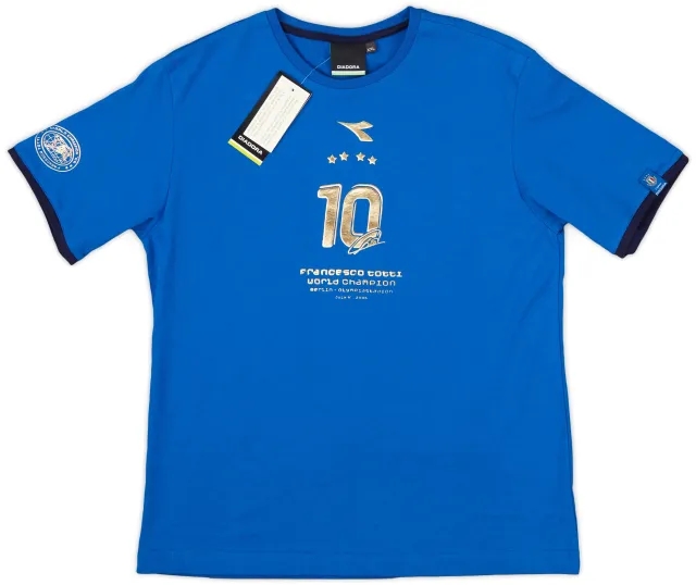 2006 Italy Diadora Francesco Totti Leisure Tee (XXL.Boys)