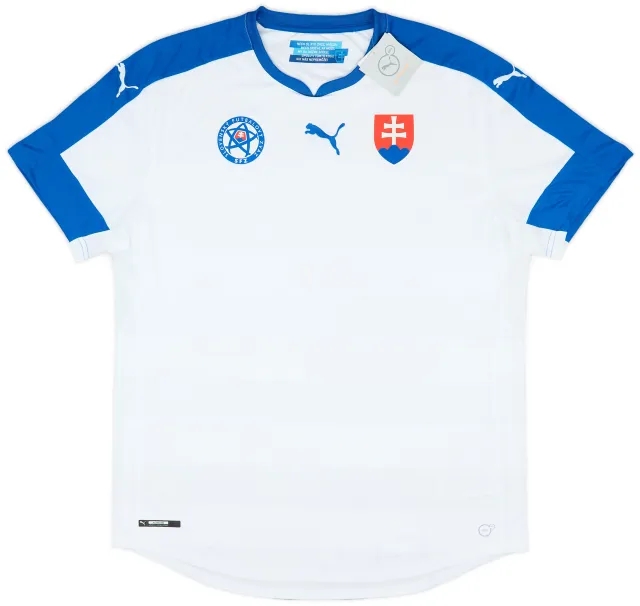 2016-17 Slovakia Home Shirt (XL)