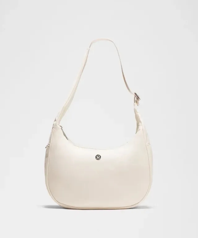 lululemon – City Essentials Shoulder Bag – Color White