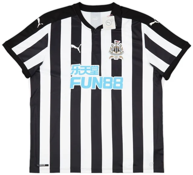 2017-18 Newcastle Home Shirt (3XL)