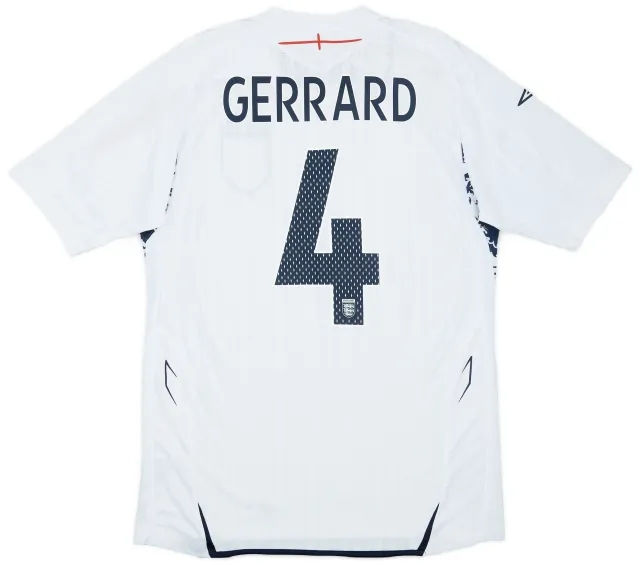 2007-09 England Home Shirt Gerrard #4 (M)