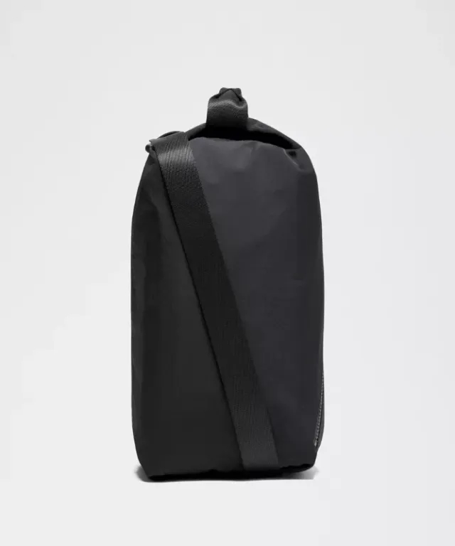 lululemon – Fast Track Bag 2.0 9L – Color Black