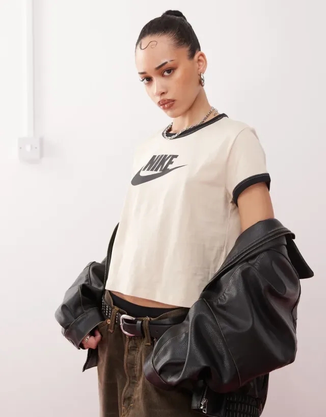 Nike Ringer Vintage Baby T-Shirt In Beige And Black-Neutral