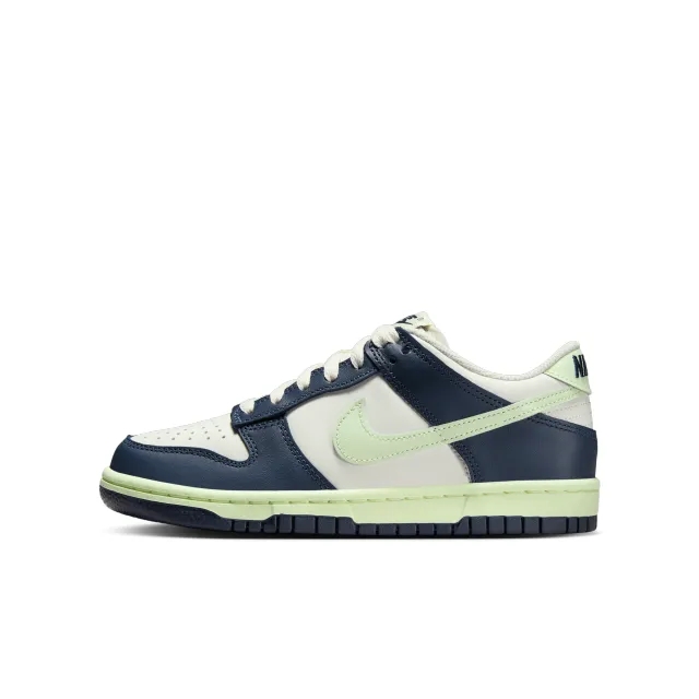 Nike Dunk Low Older Kids' Shoes - White