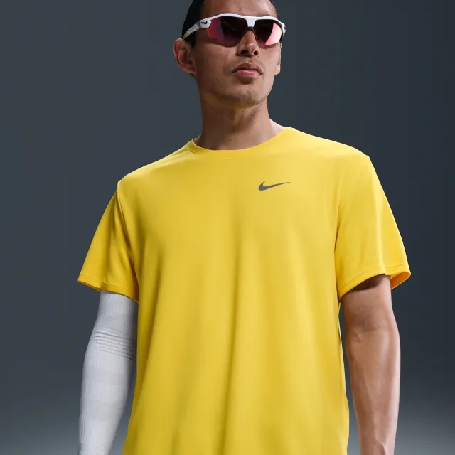 Nike Miler Men's Dri-FIT UV Short-Sleeve Running Top - Yellow - Polyester