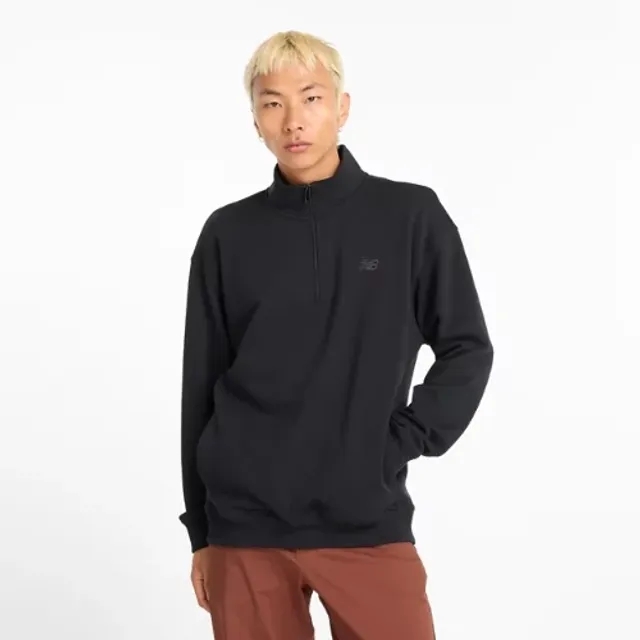 New Balance Men's Athletics Fleece 1/2 Zip in Black Cotton Fleece