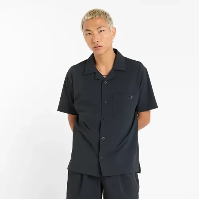 New Balance Men's Seersucker Button Up Short Sleeve in Black Polywoven