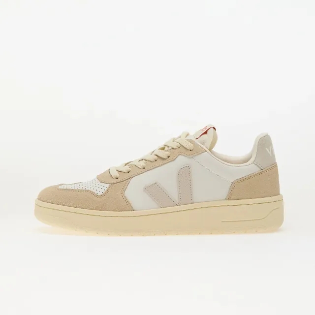 GRAINED LEATHER