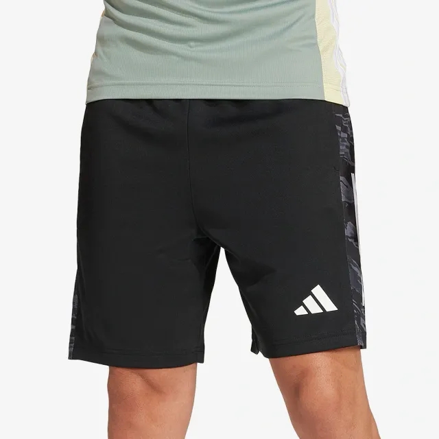 adidas Essentials Shorts