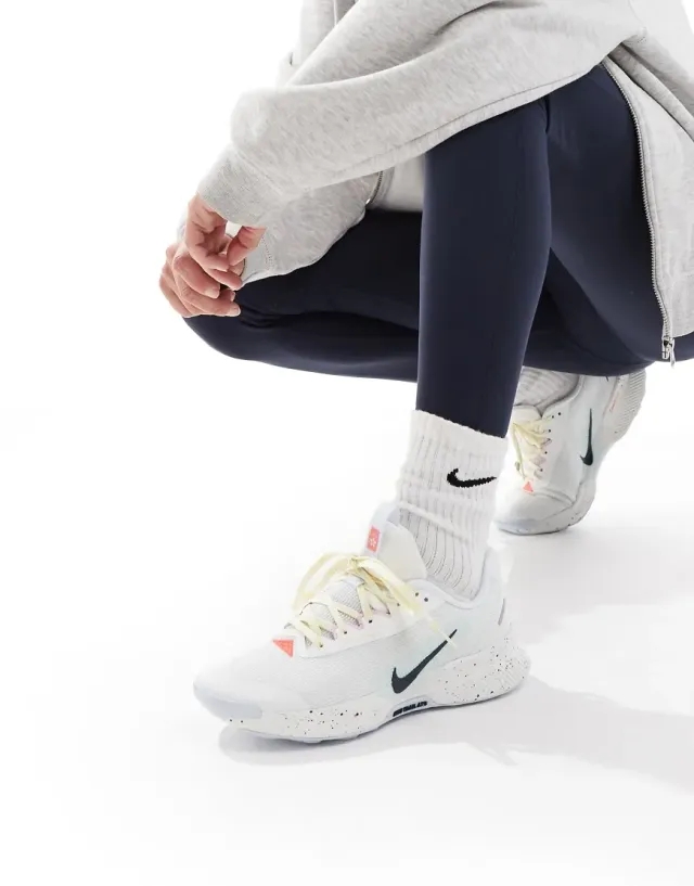 Nike Juniper Trail 3 Women's Trail Running Shoes - SU25
