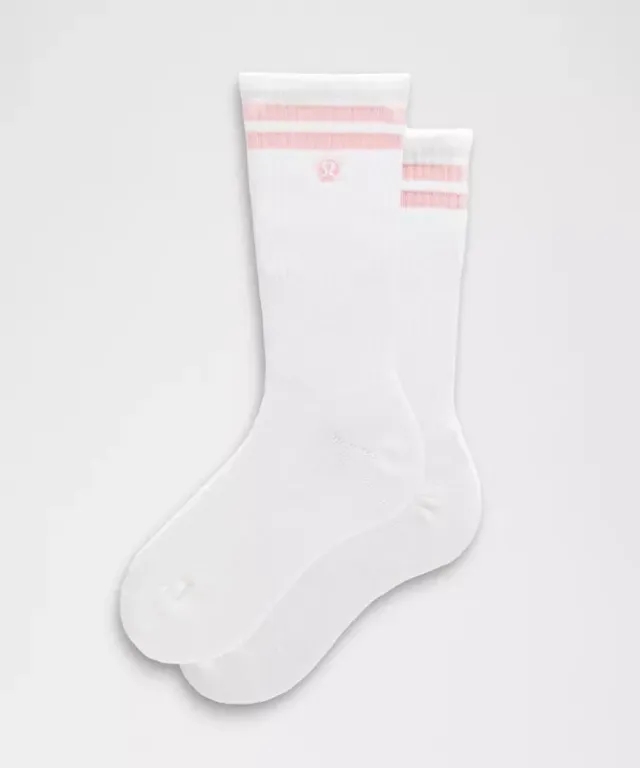 lululemon – Unisex Daily Essential Crew Socks Stripe – Color White/Pink – Size L