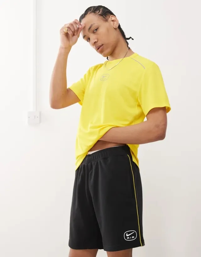 Men's Nike Swoosh Air Shorts in Black