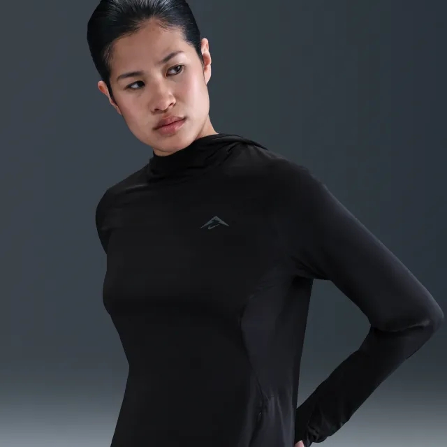 Nike Trail Women's UV Protection Hooded Mid Layer - Black - Sustainable Materials